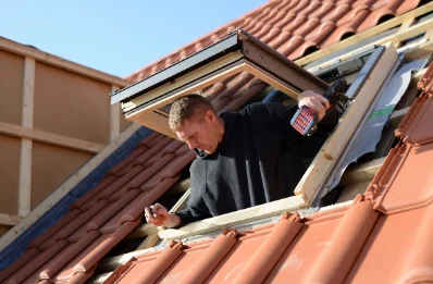 Pose de fenêtres de toit Velux à Bouhet